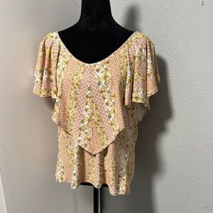 Daytrip Geometric Floral Blouse in Pink and Yellow